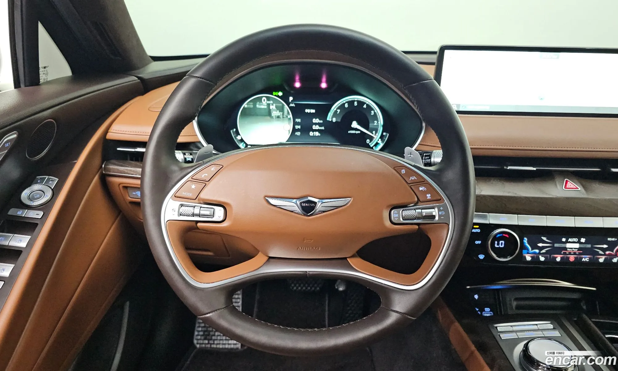 Genesis G80 2023 KMTGB41CDRU203724 — 3