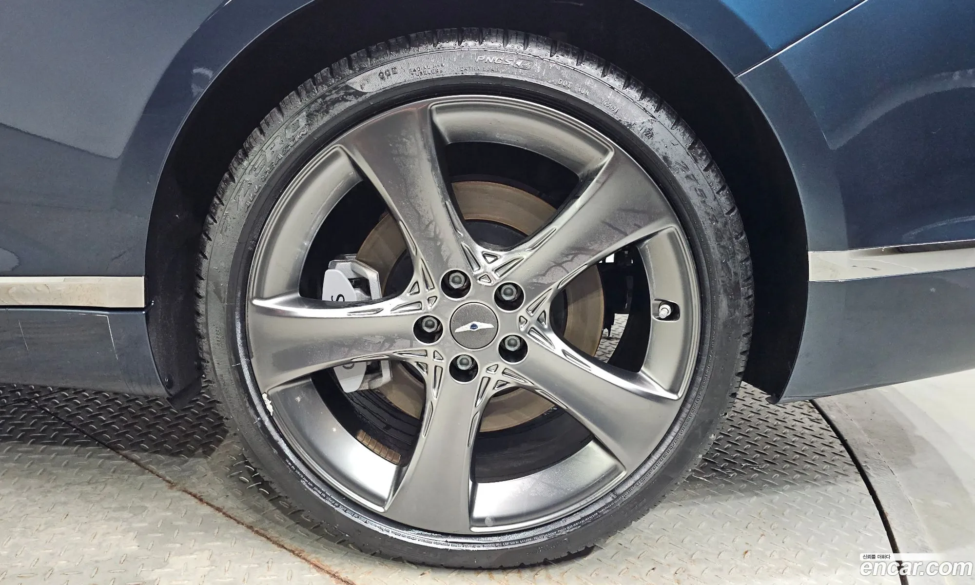 Genesis G80 2023 KMTGB41CDRU203724 — 16