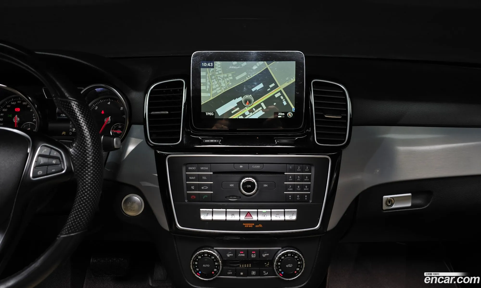 Mercedes-Benz GLE-Class W166 2018 — 16