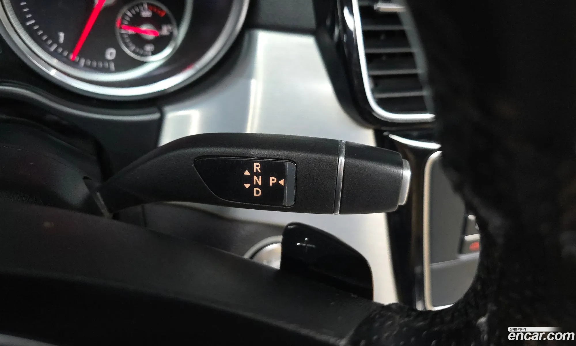 Mercedes-Benz GLE-Class W166 2018 — 15