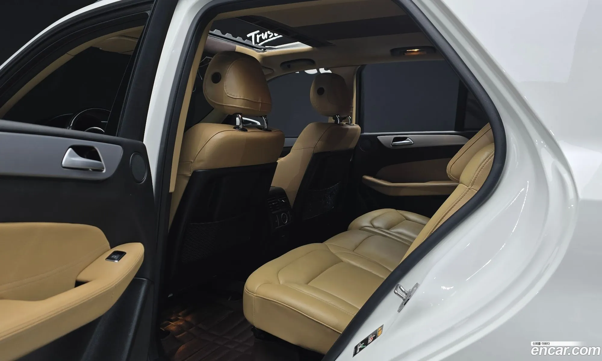 Mercedes-Benz GLE-Class W166 2018 — 10
