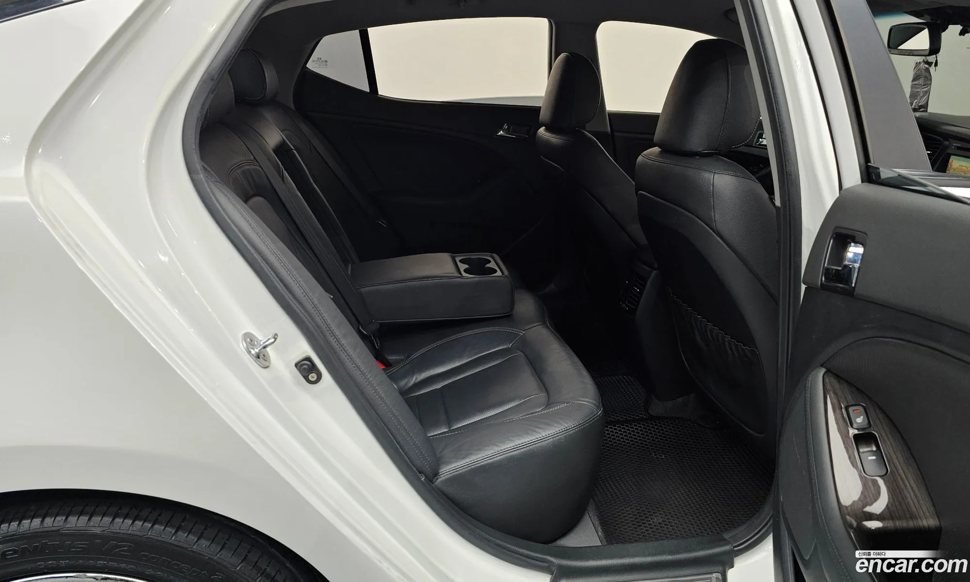 Kia K5 2012 KNAGN419BDA269115 — 23