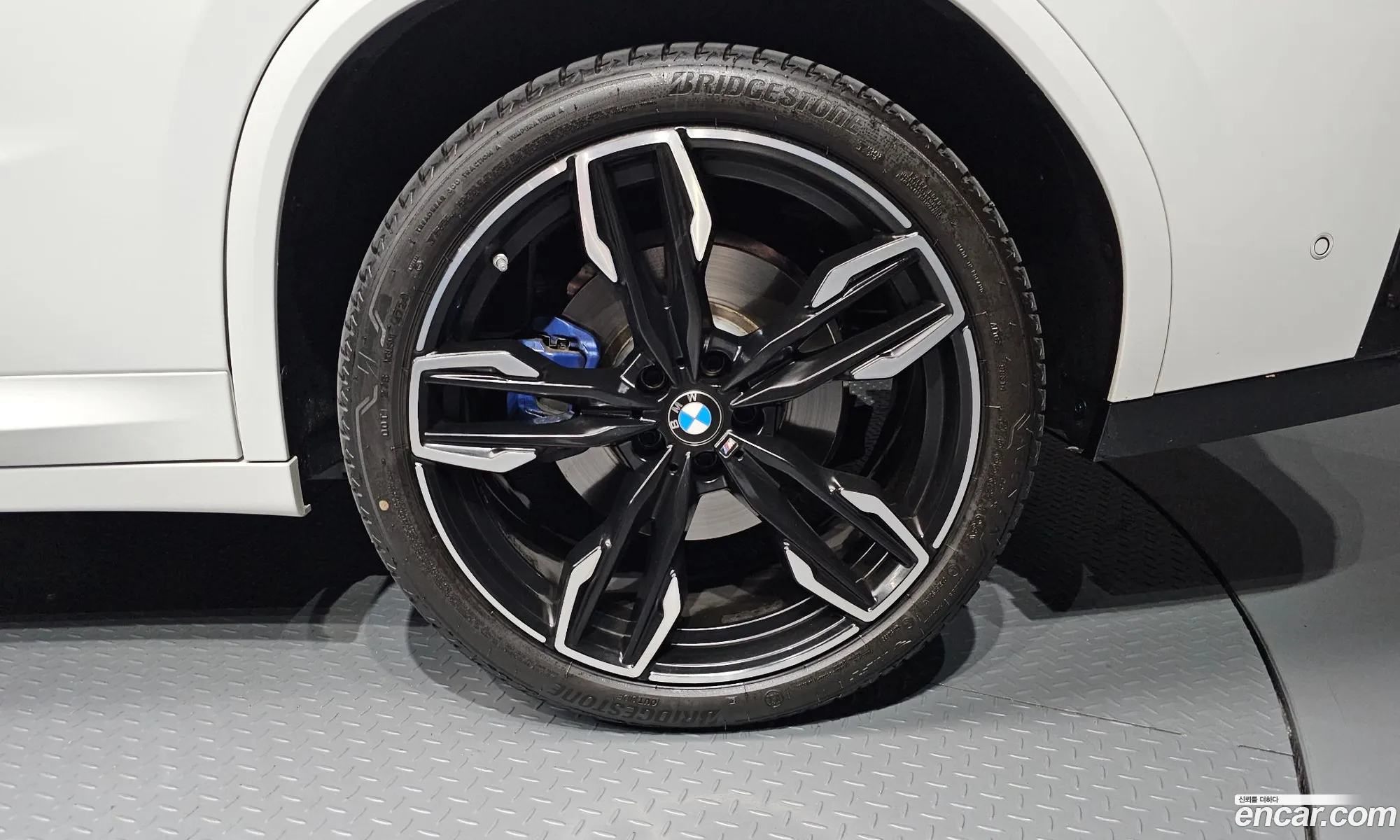 BMW X4 2025 WBA41DT02S9084352 — 11