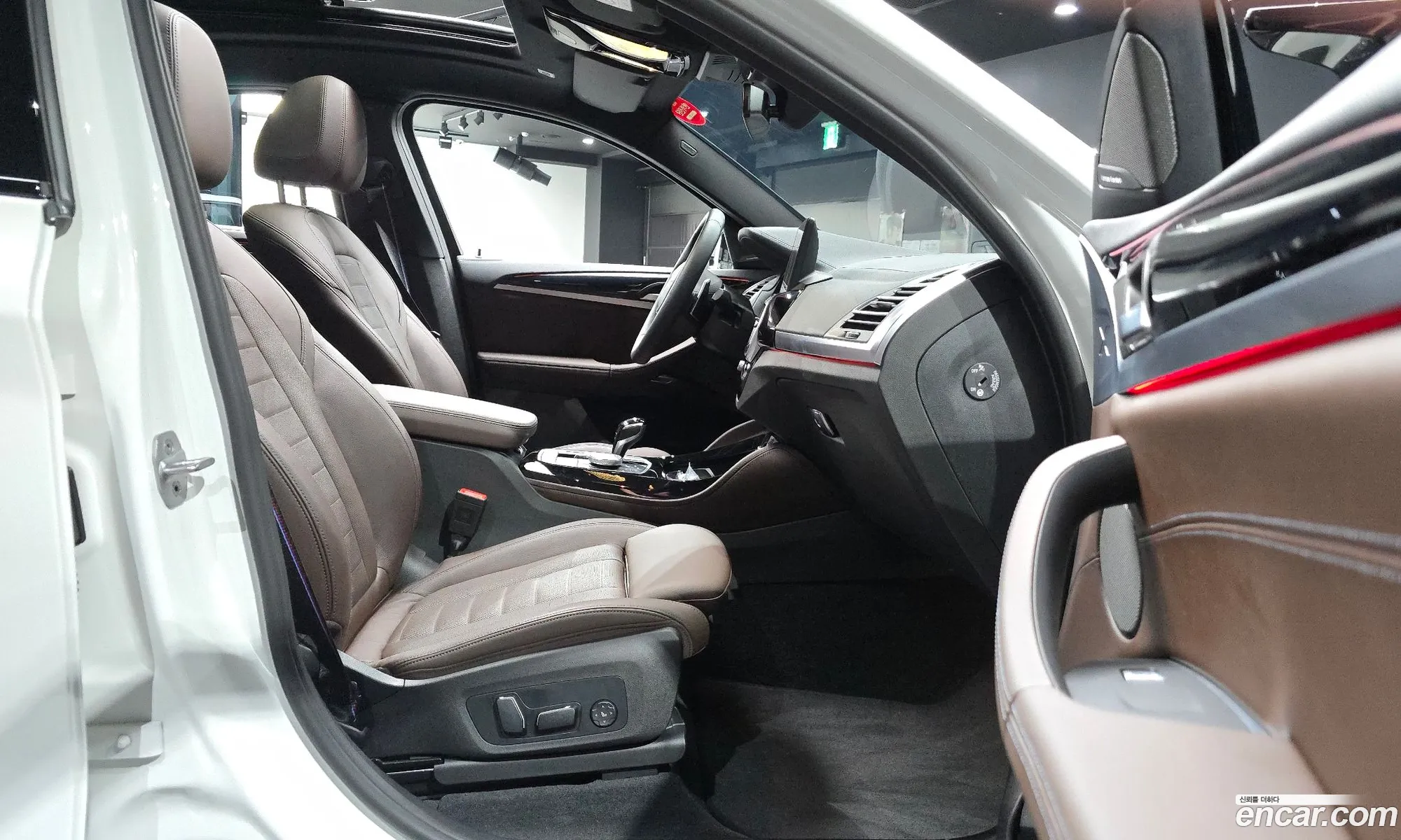 BMW X4 2025 WBA41DT02S9084352 — 30