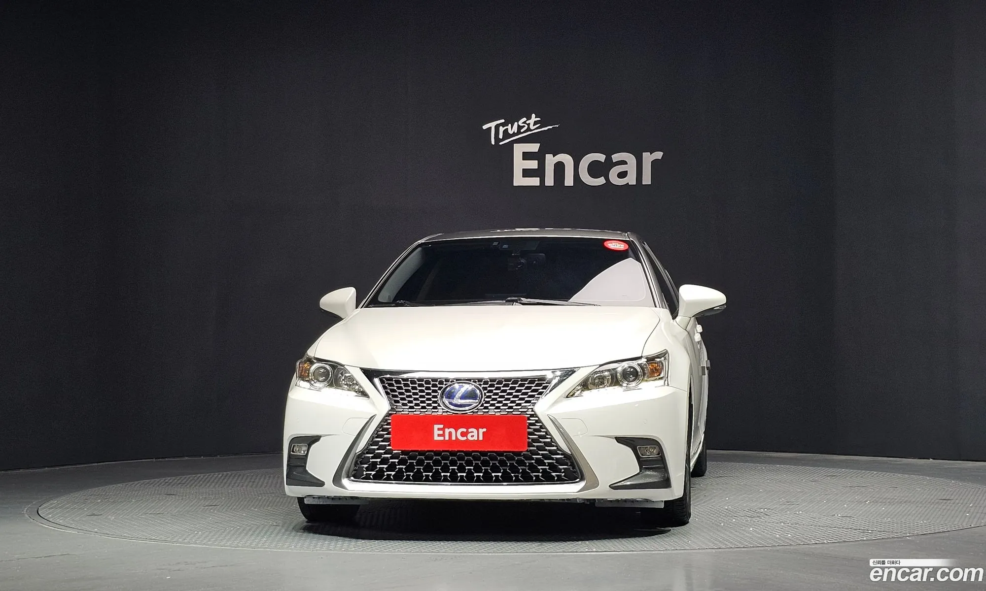 Lexus CT200h 2018 JTHKD5BH9J2329331 — 11