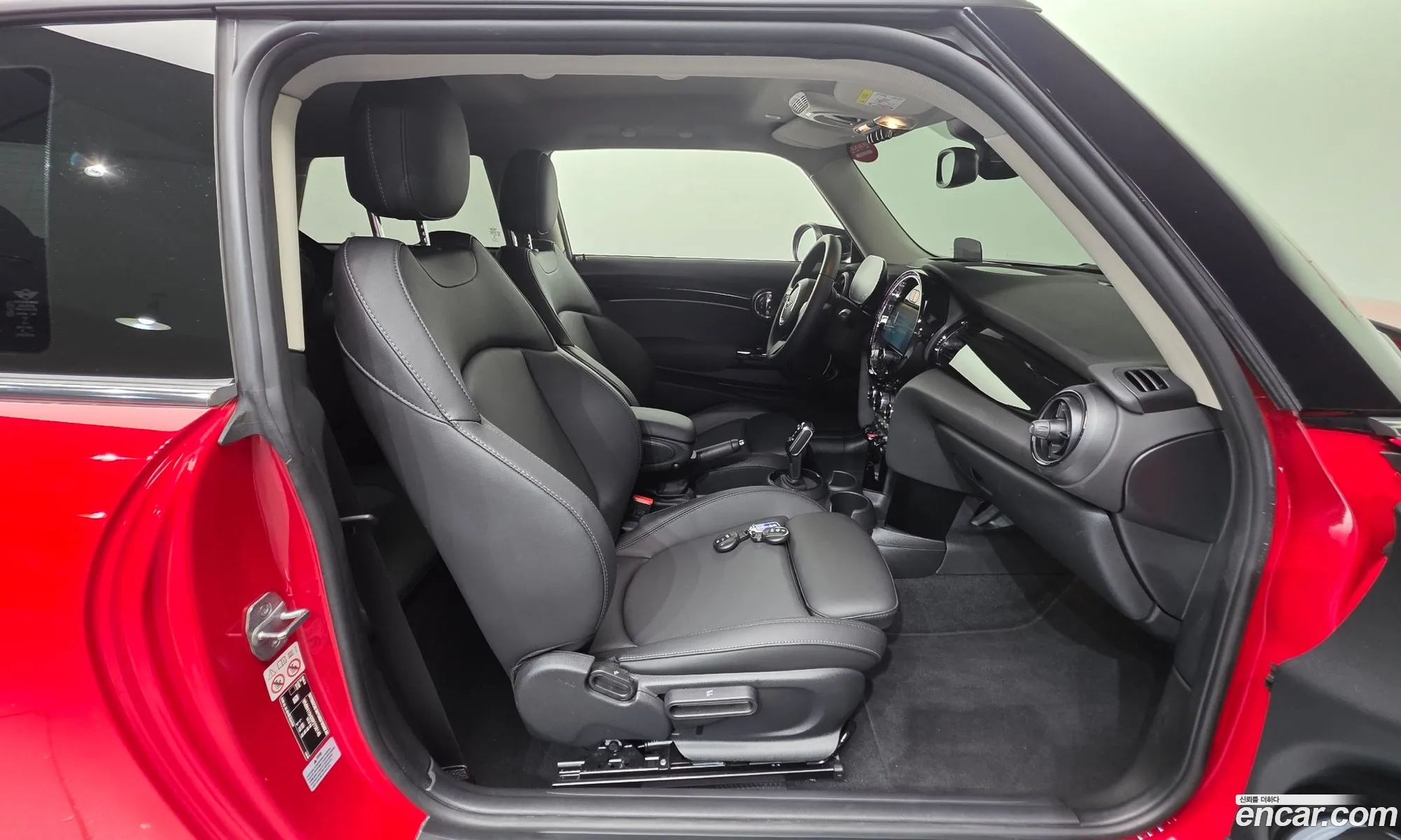 Mini Cooper 2023 — 25