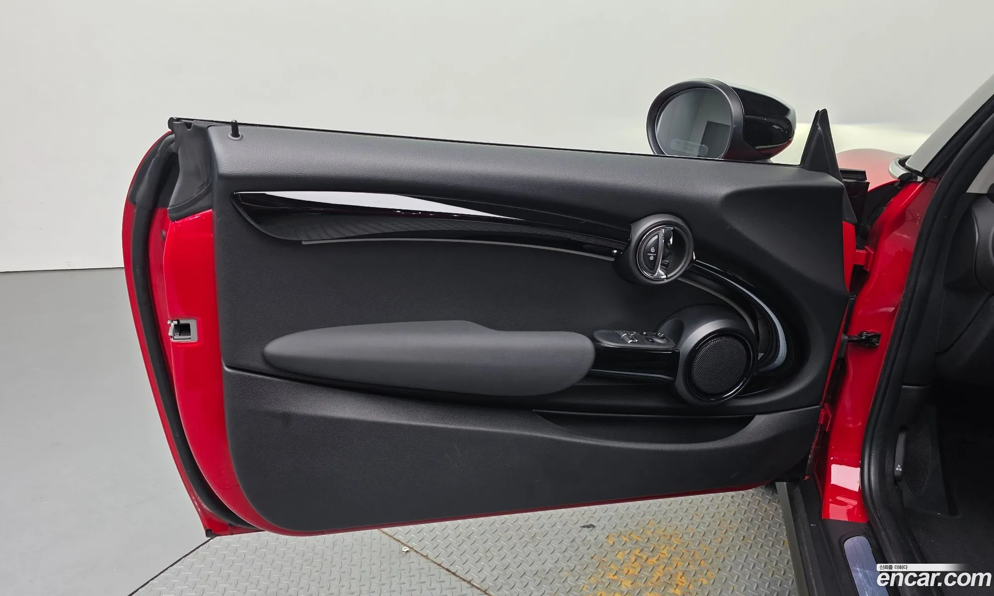 Mini Cooper 2023 — 26