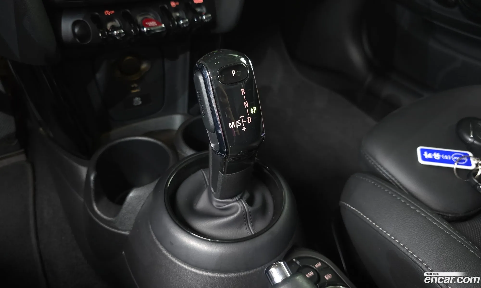 Mini Cooper 2023 — 22