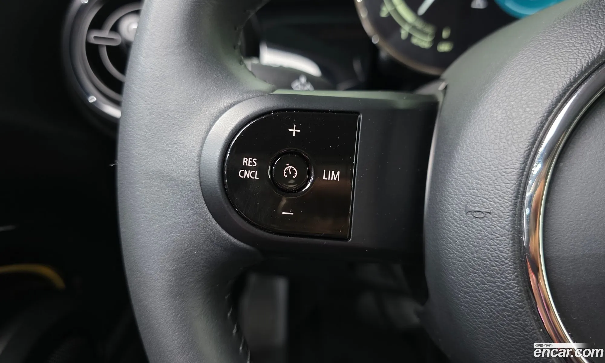 Mini Cooper 2023 — 27