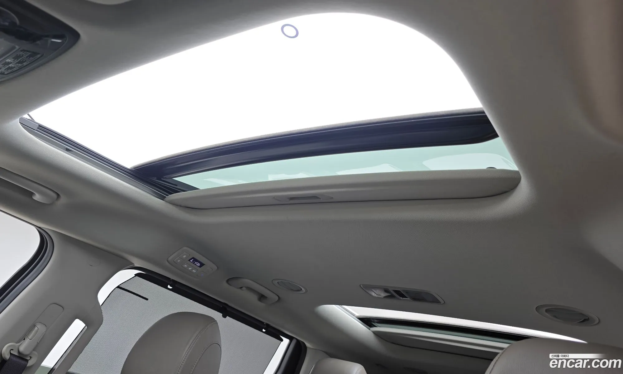 Kia Carnival 2024 KNANC81ABRS011931 — 18