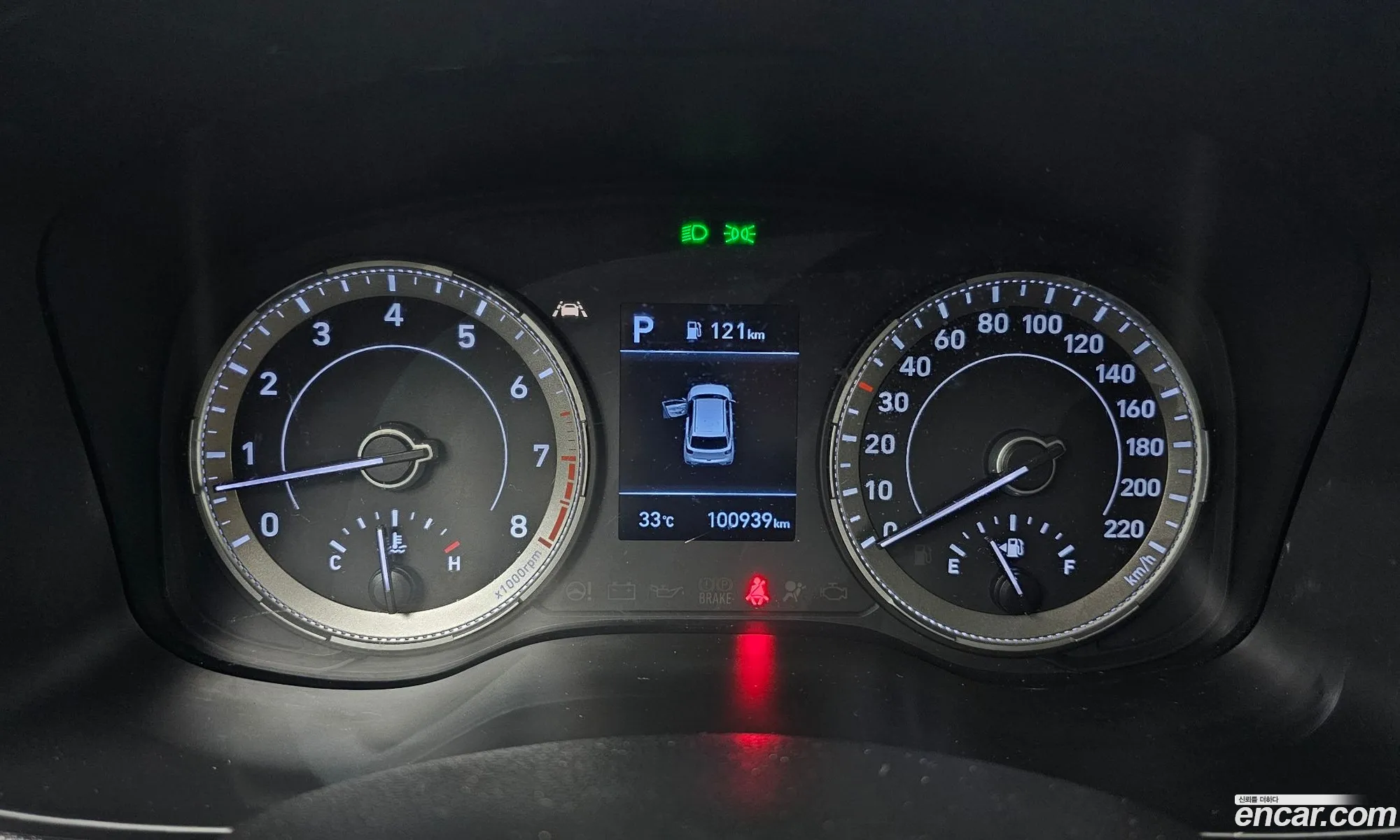 Hyundai Venue 2019 — 23