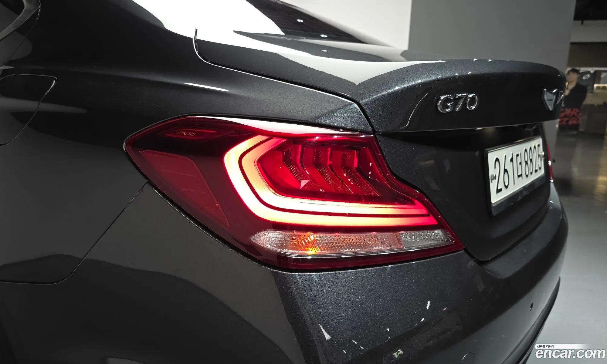 Genesis G70 2019 KMTG341ADKU056913 — 22