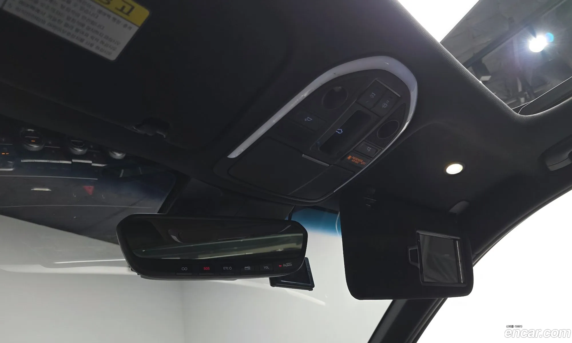 Genesis G70 2019 KMTG341ADKU056913 — 33
