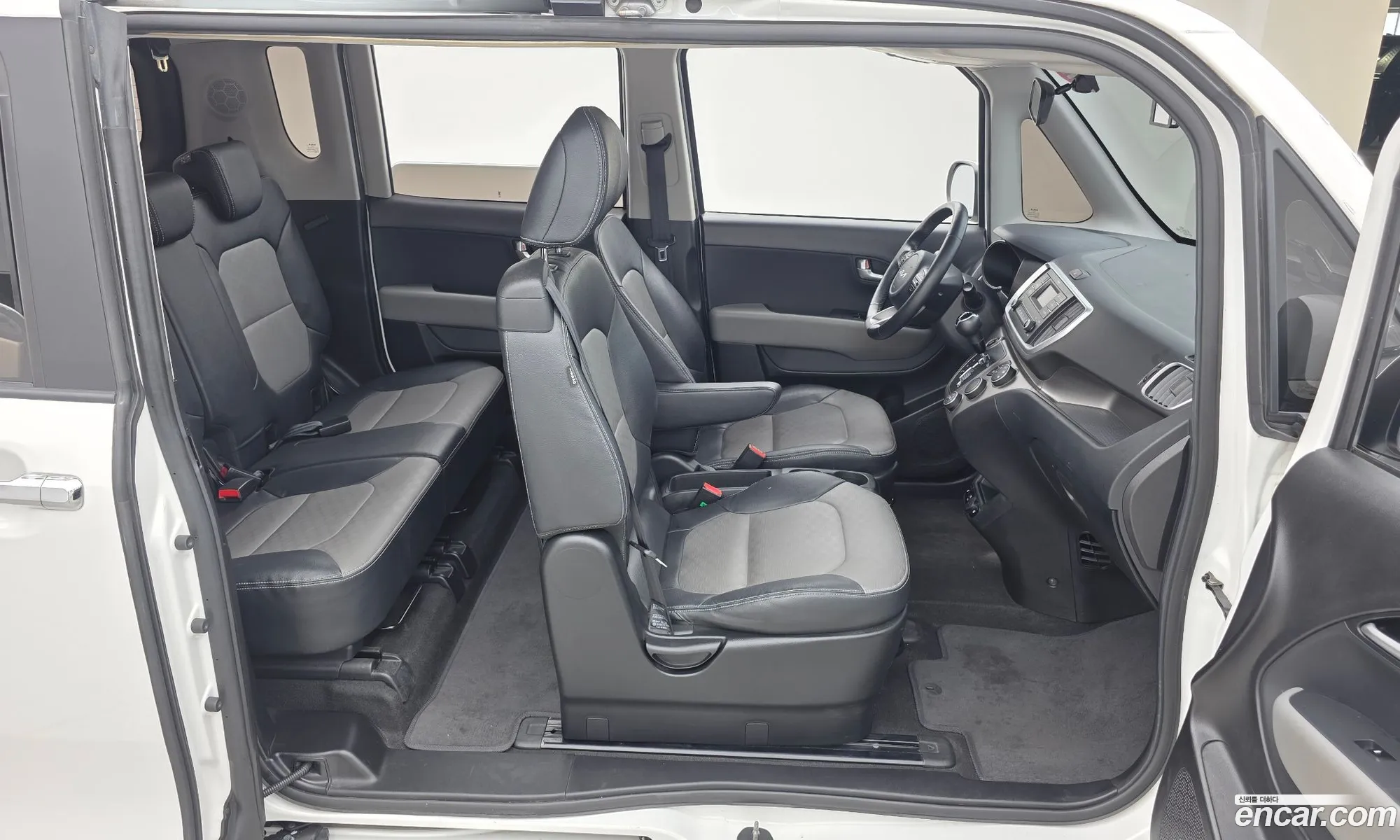 Kia Ray 2022 KNACJ811BNT302852 — 12
