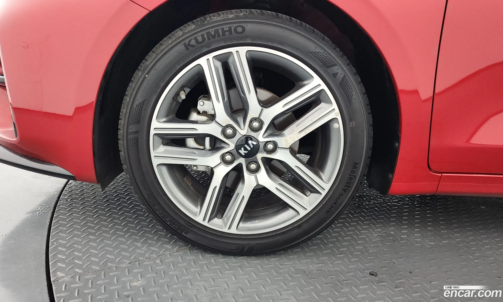 Kia K3 2019 — 24