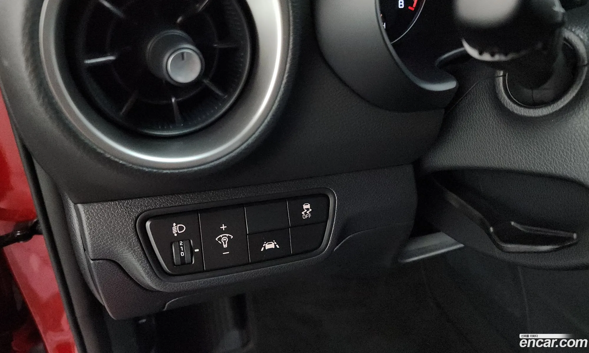 Kia K3 2019 — 28