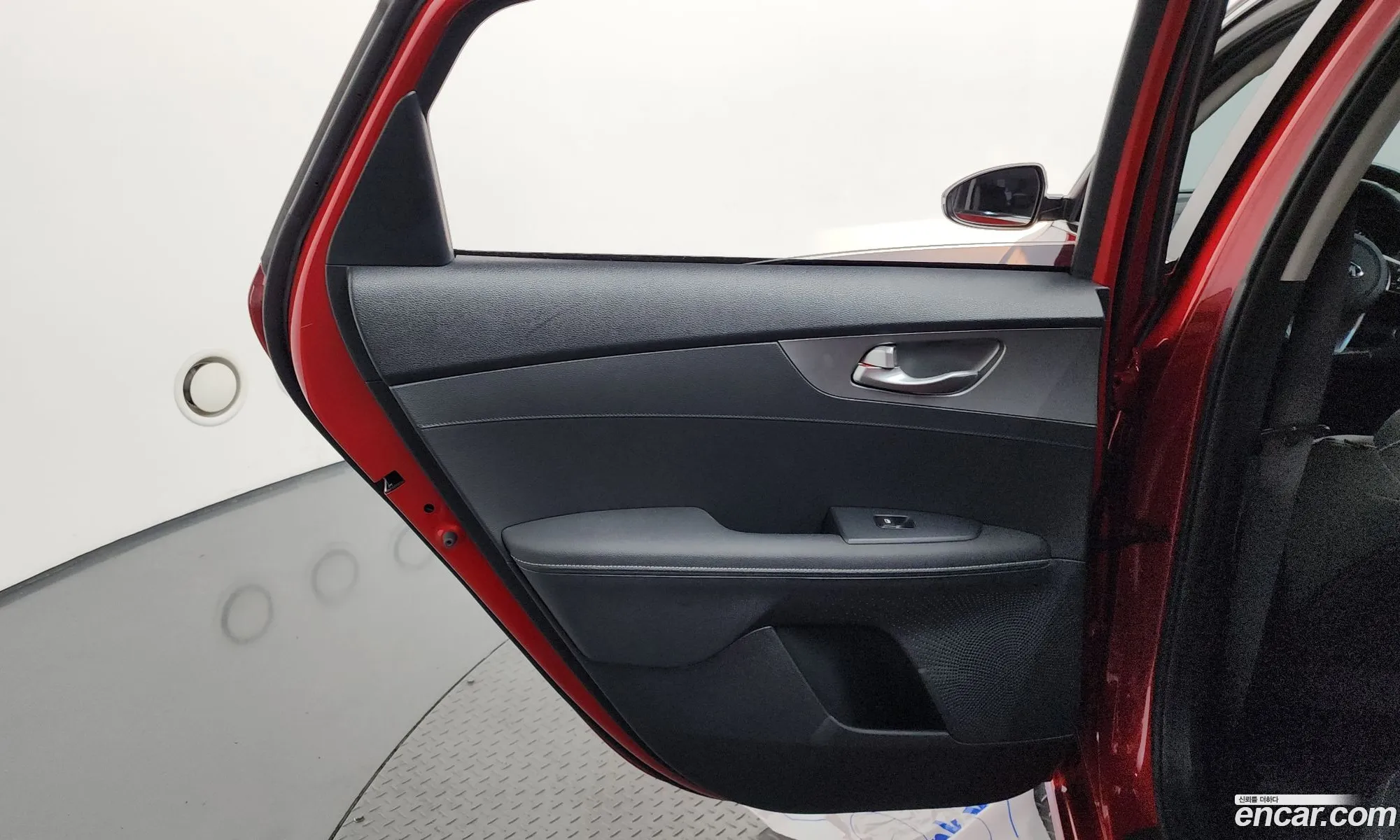 Kia K3 2019 — 16