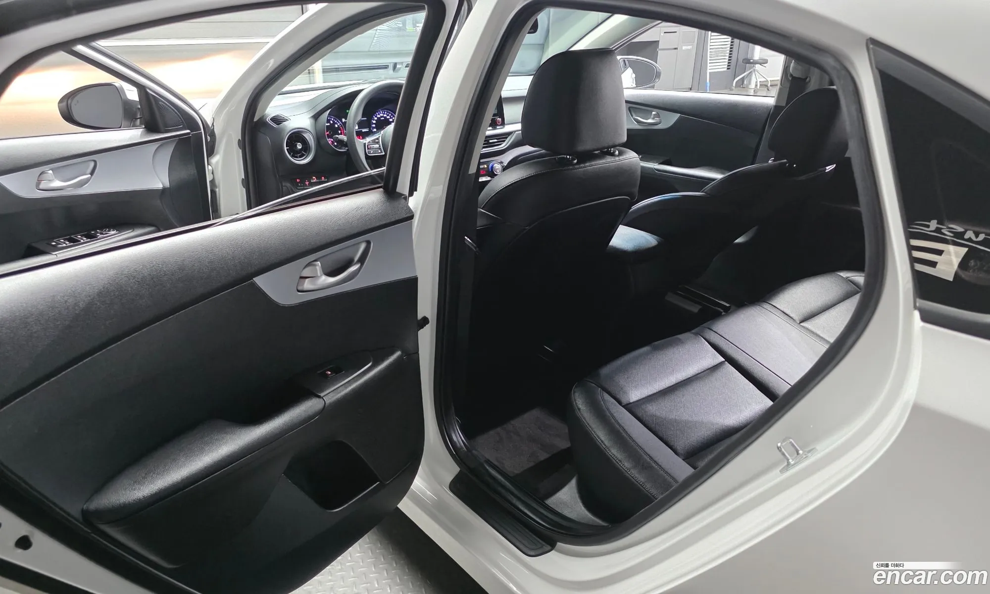 Kia K3 2022 KNAF141BENA949844 — 15