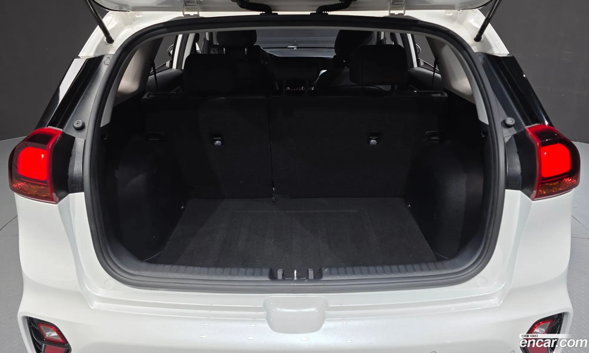 Kia Niro 2021 KNACA81CGNA490349 — 7