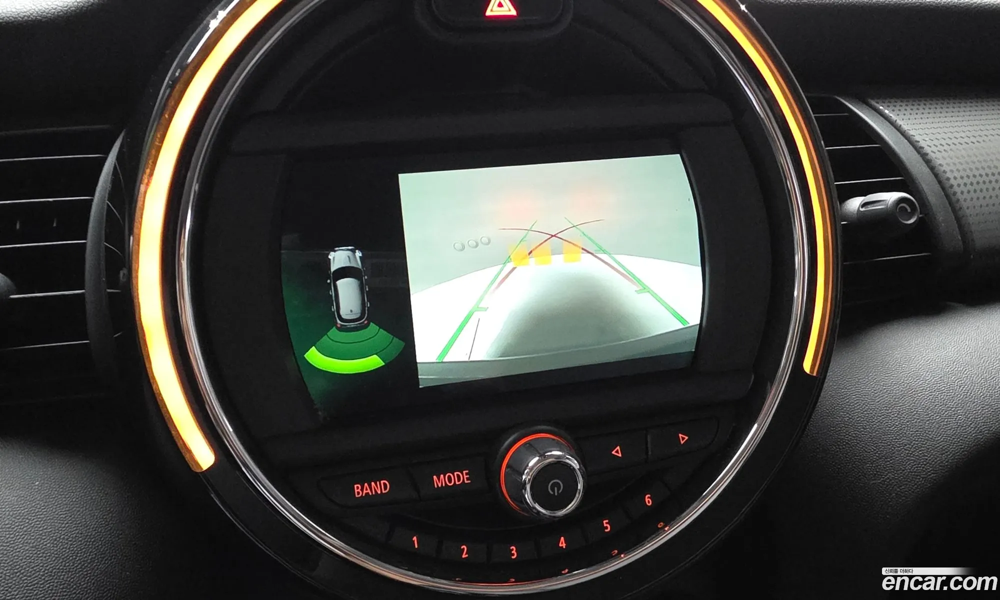 Mini Cooper 2020 — 29