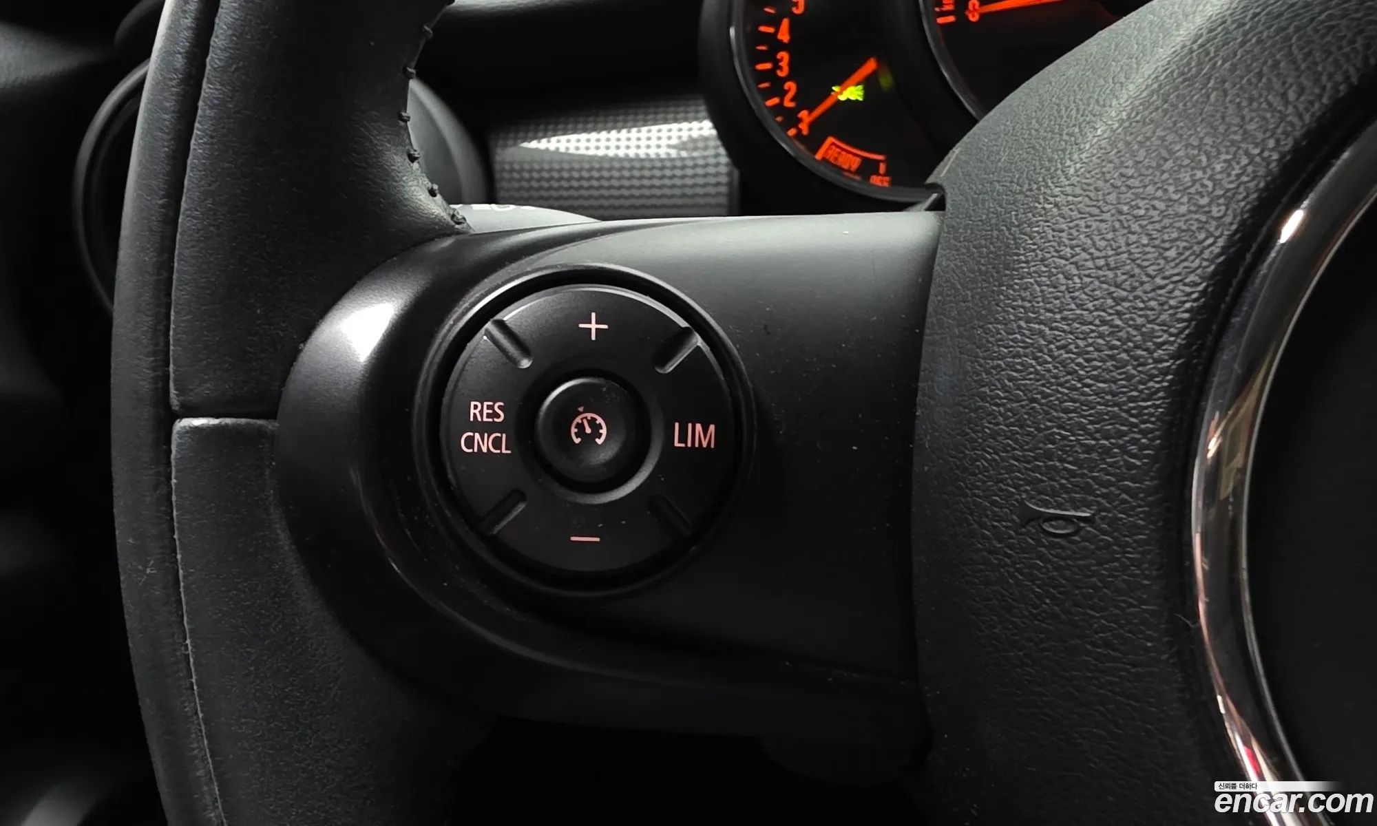 Mini Cooper 2020 — 19