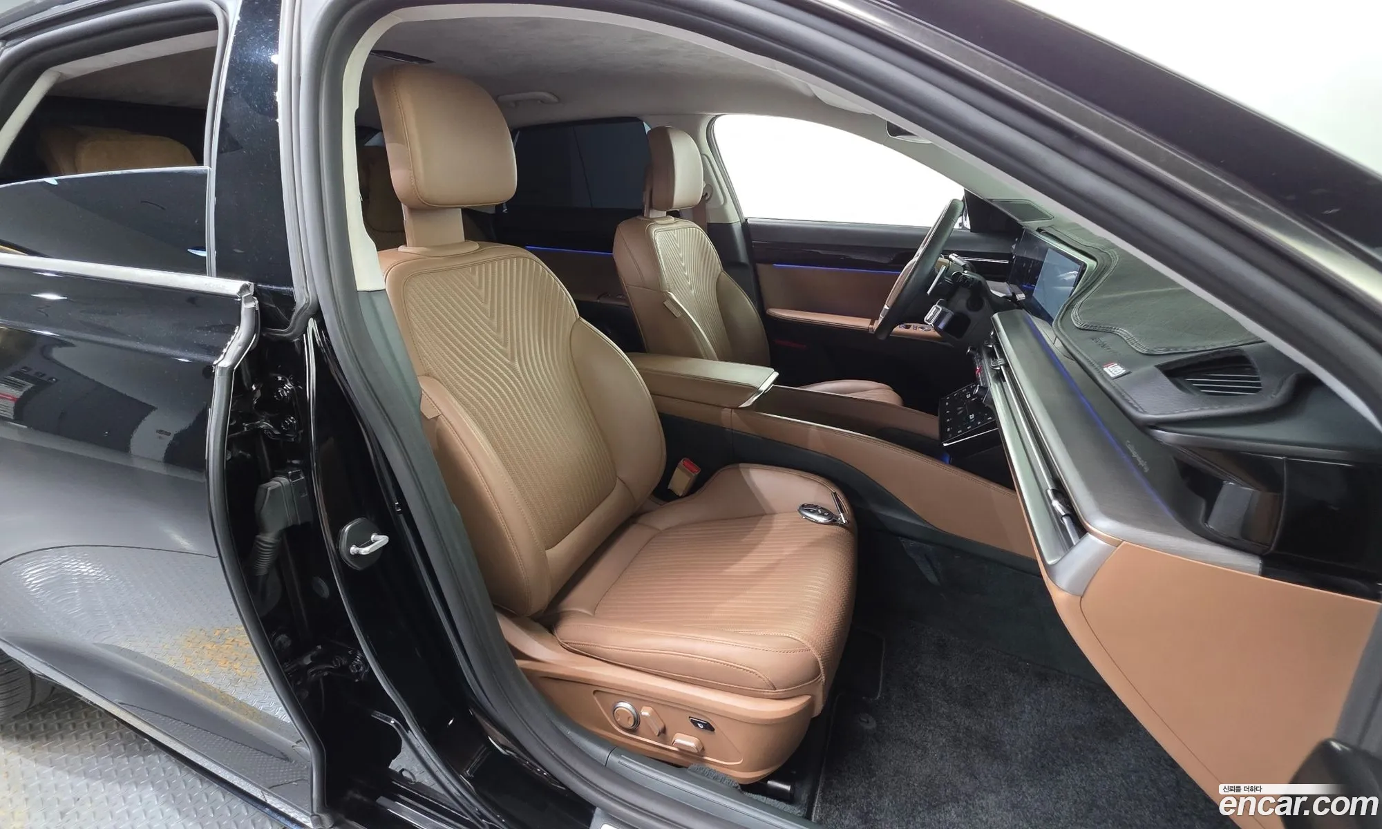 Hyundai Grandeur 2023 — 24