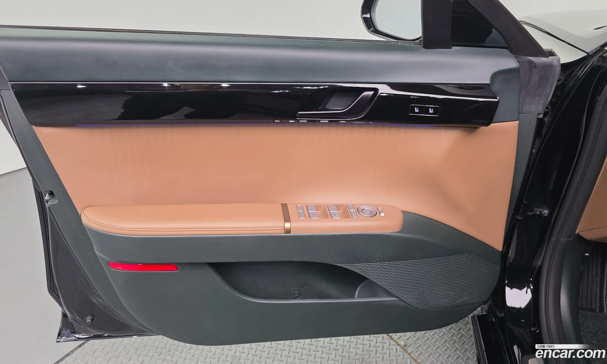 Hyundai Grandeur 2023 — 12