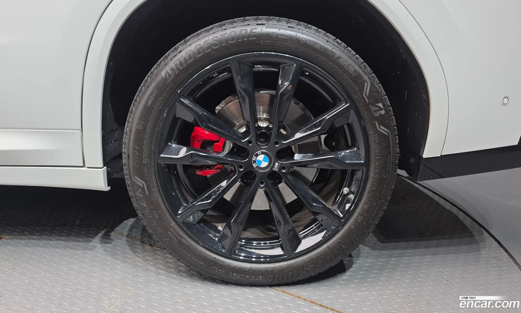 BMW X4 2025 WBA21DT07S9Z55933 — 34