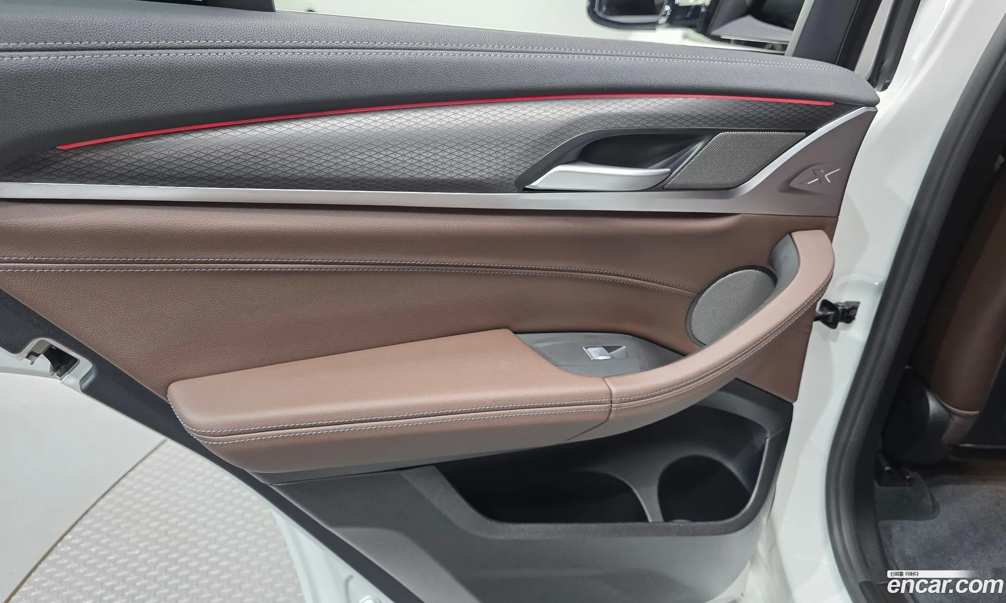 BMW X4 2025 WBA21DT07S9Z55933 — 12