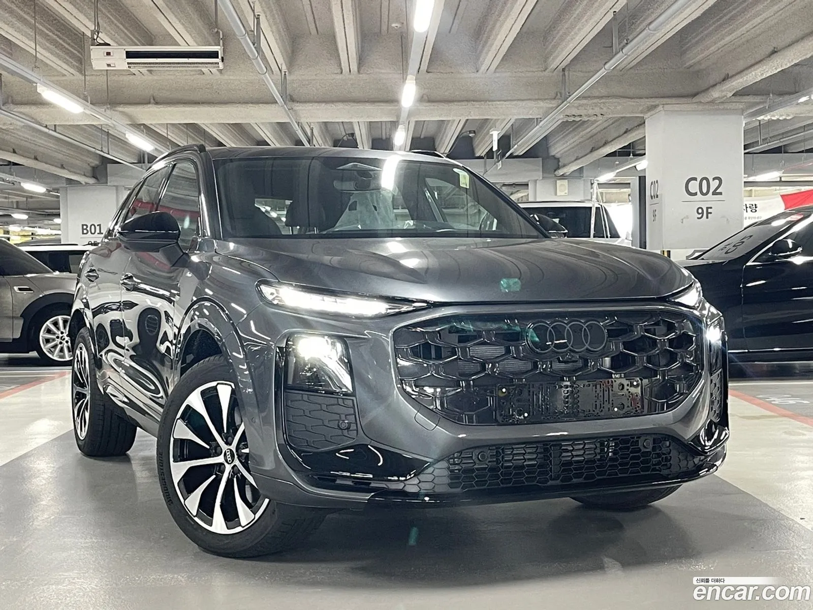 Audi Q3 2026 — 12