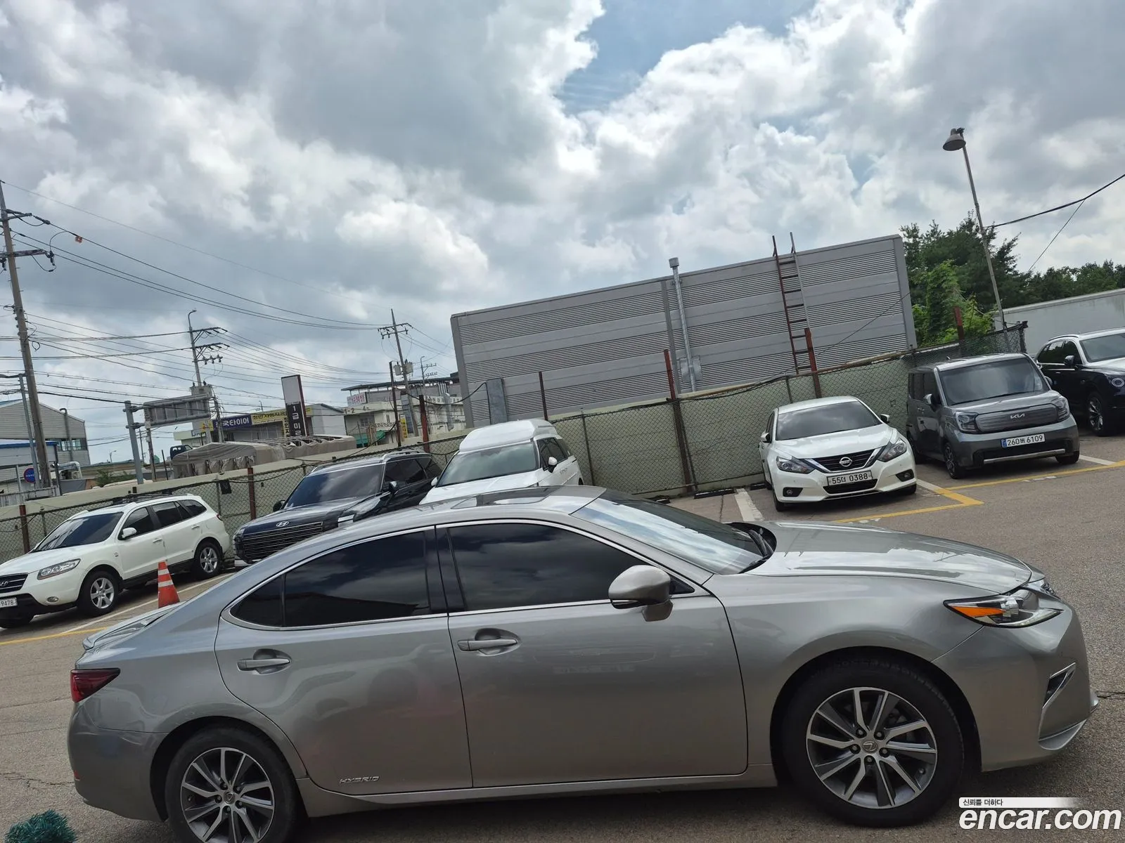 Lexus ES300h 2017 — 5