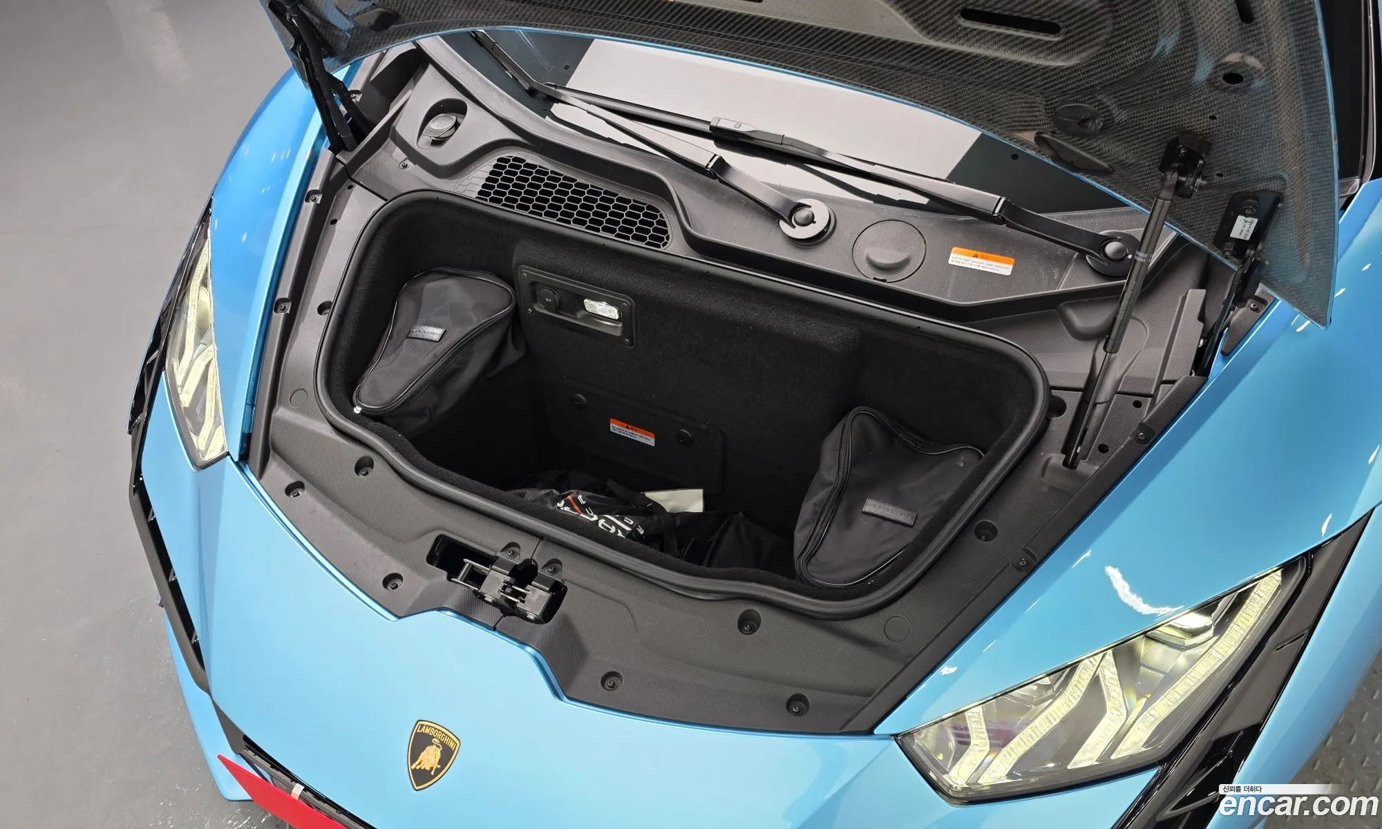 Lamborghini Huracan 2023 ZHWEB6ZF8PLA25452 — 13