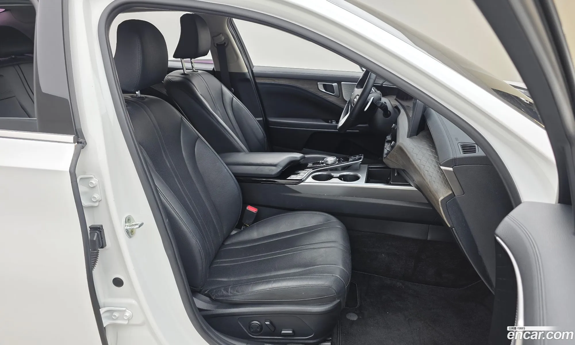 Kia K8 2021 KNAM141BBNA006932 — 13
