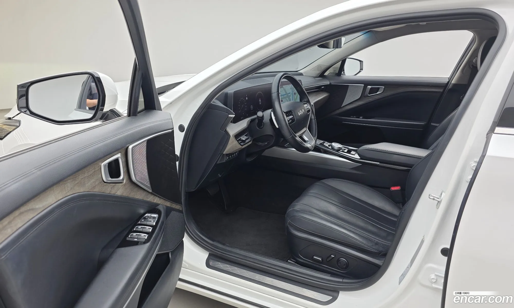 Kia K8 2021 KNAM141BBNA006932 — 7