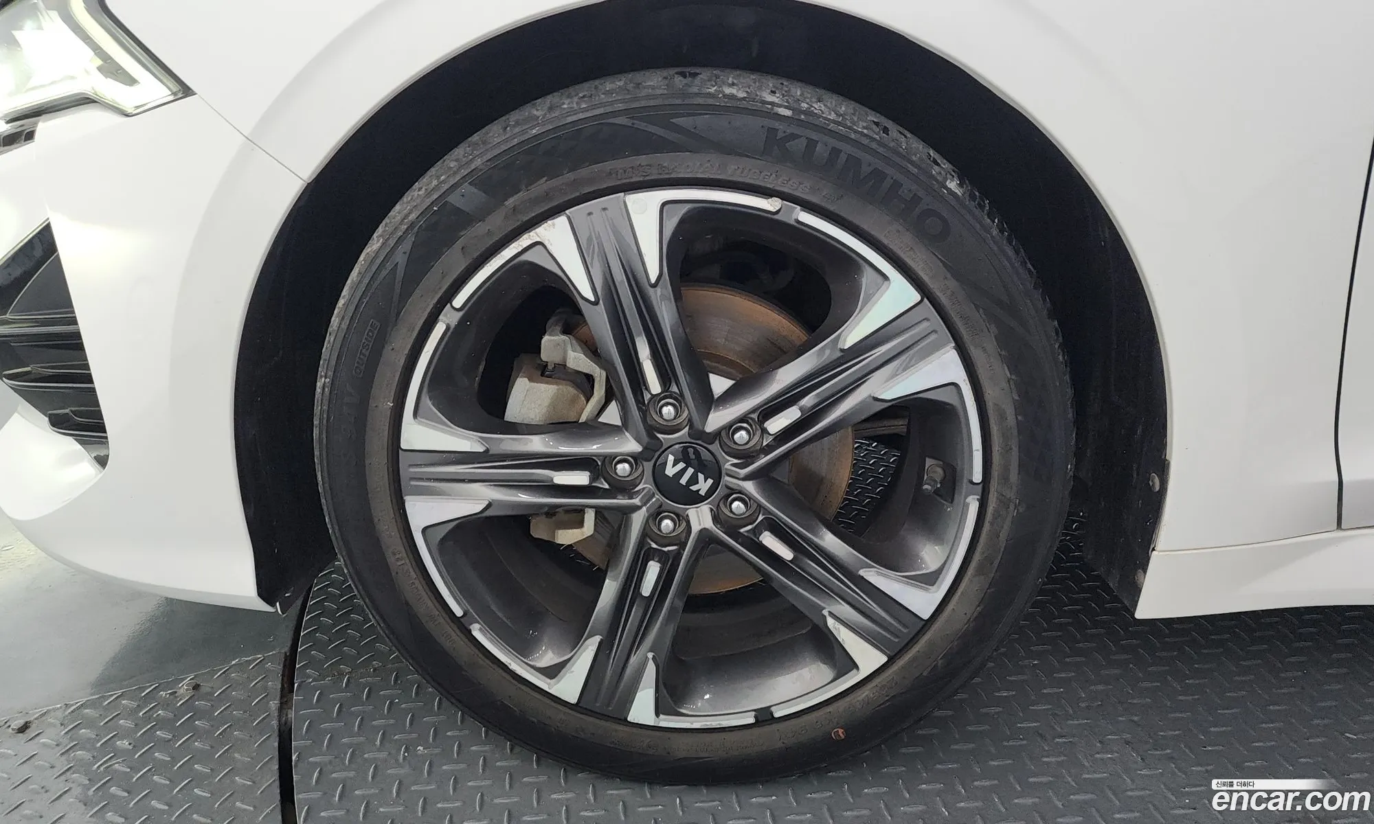 Kia K5 2020 KNAG341ABLA070607 — 9