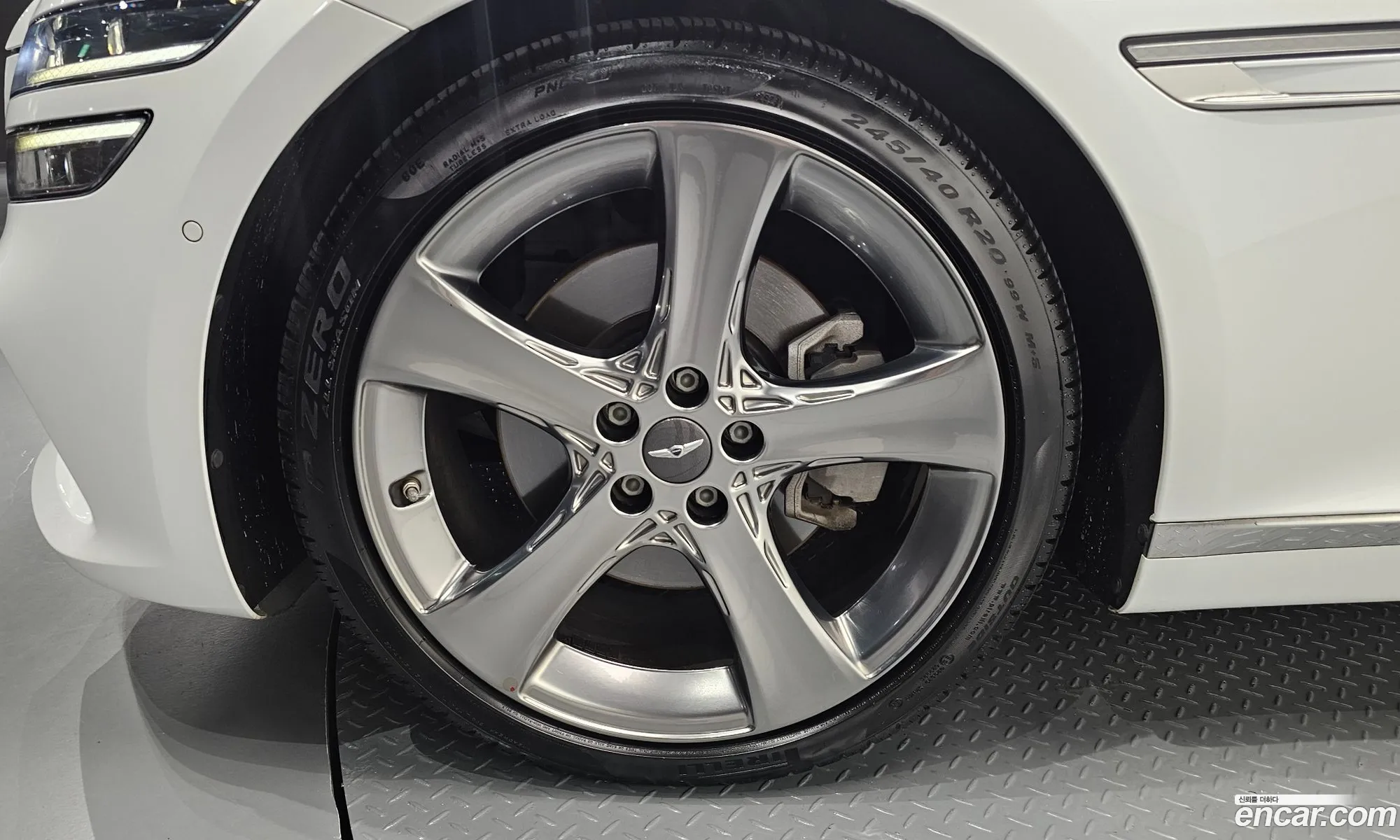 Genesis G80 2021 — 18