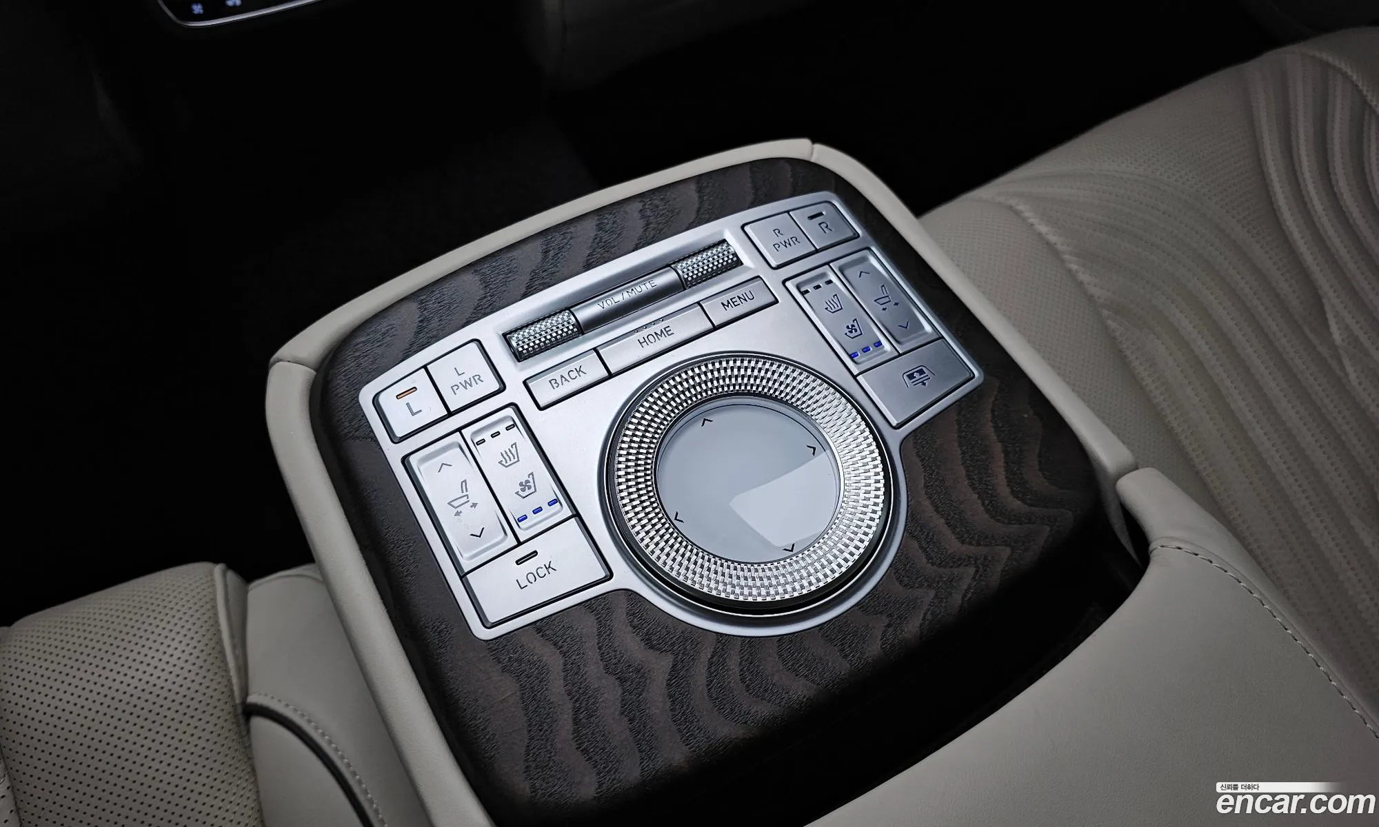 Genesis G80 2021 — 28