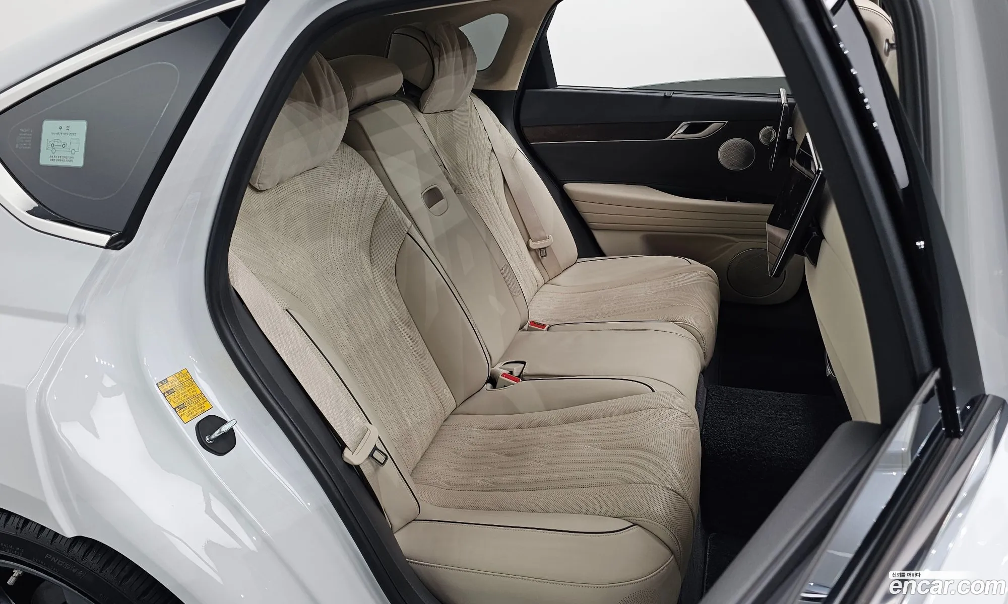 Genesis G80 2021 — 22