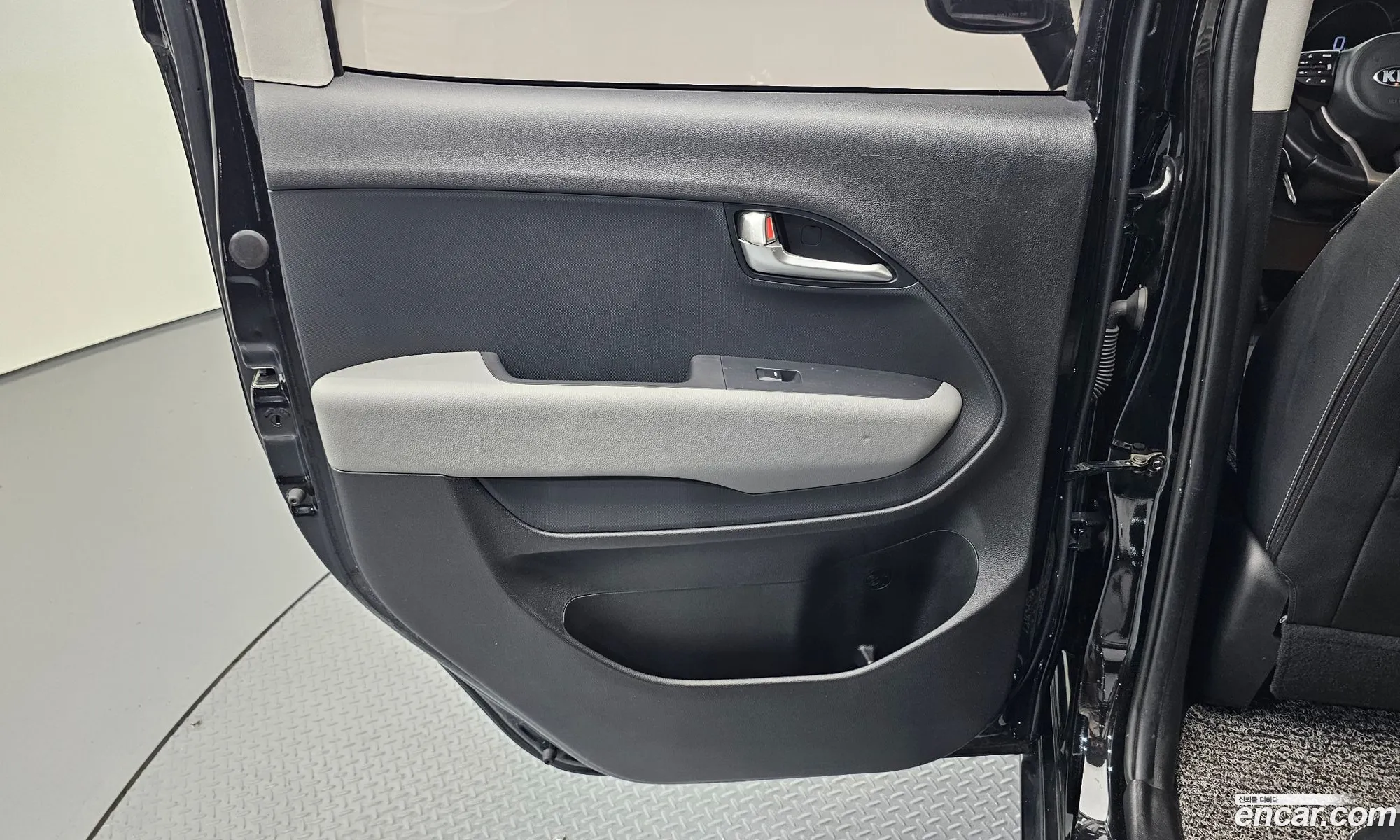 Kia Ray 2021 KNACJ811BMT270971 — 17
