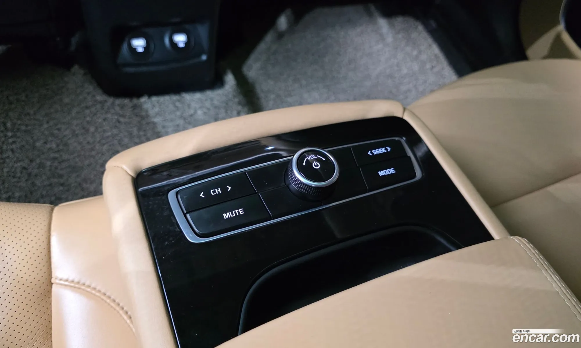 Kia K7 Premier 2019 KNALD416BLA195134 — 11