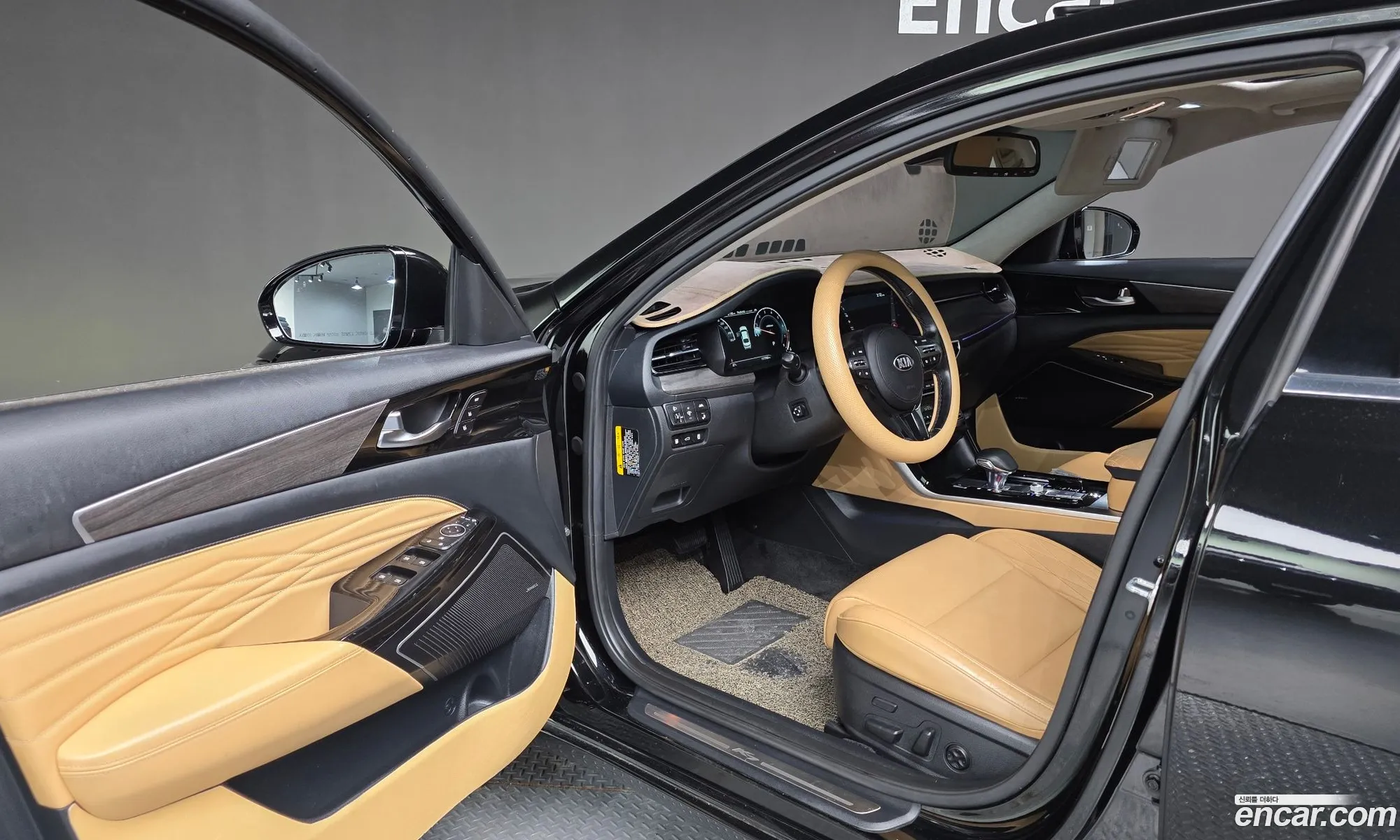 Kia K7 Premier 2019 KNALD416BLA195134 — 28