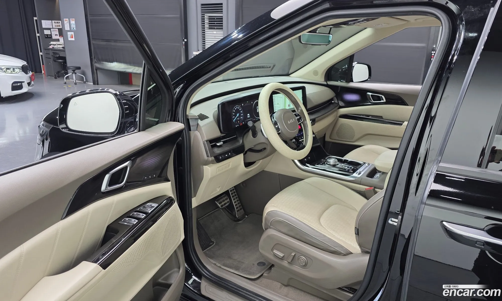 Kia Carnival 2022 KNANE813BPS191612 — 14