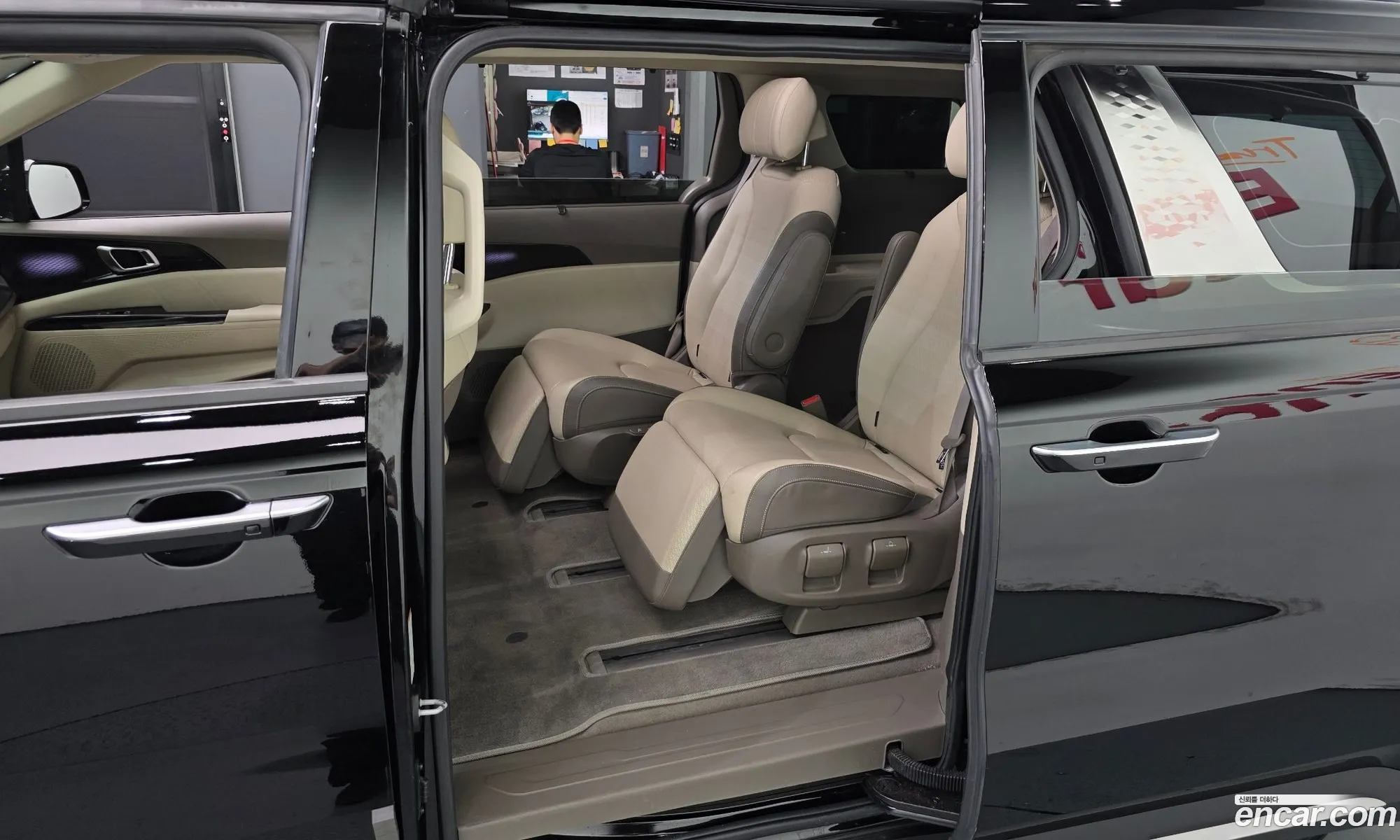 Kia Carnival 2022 KNANE813BPS191612 — 6