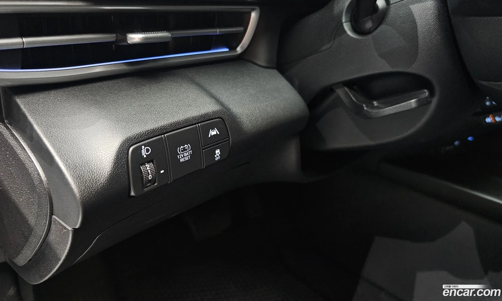 Hyundai Elantra Hybrid 2021 — 13