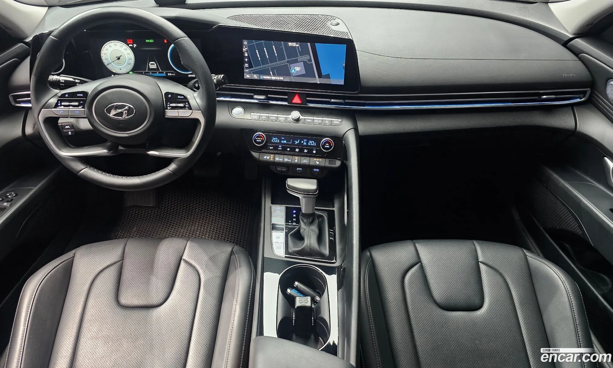 Hyundai Elantra Hybrid 2021 — 11