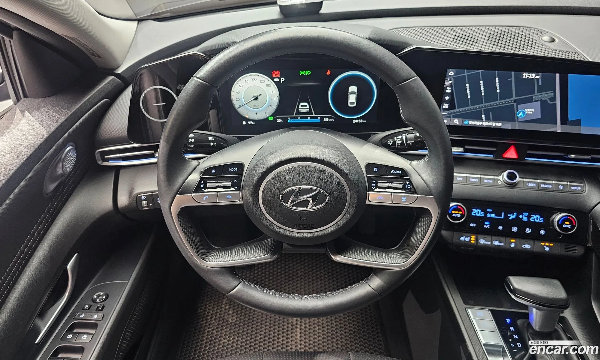 Hyundai Elantra Hybrid 2021 — 25