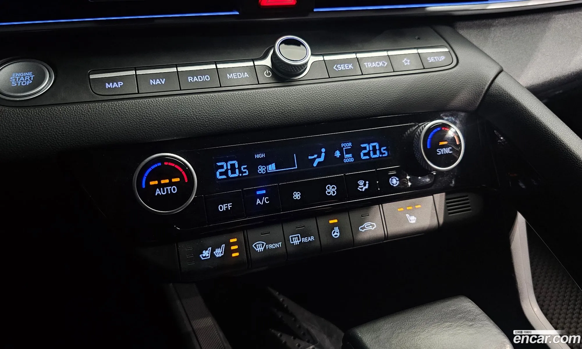 Hyundai Elantra Hybrid 2021 — 28