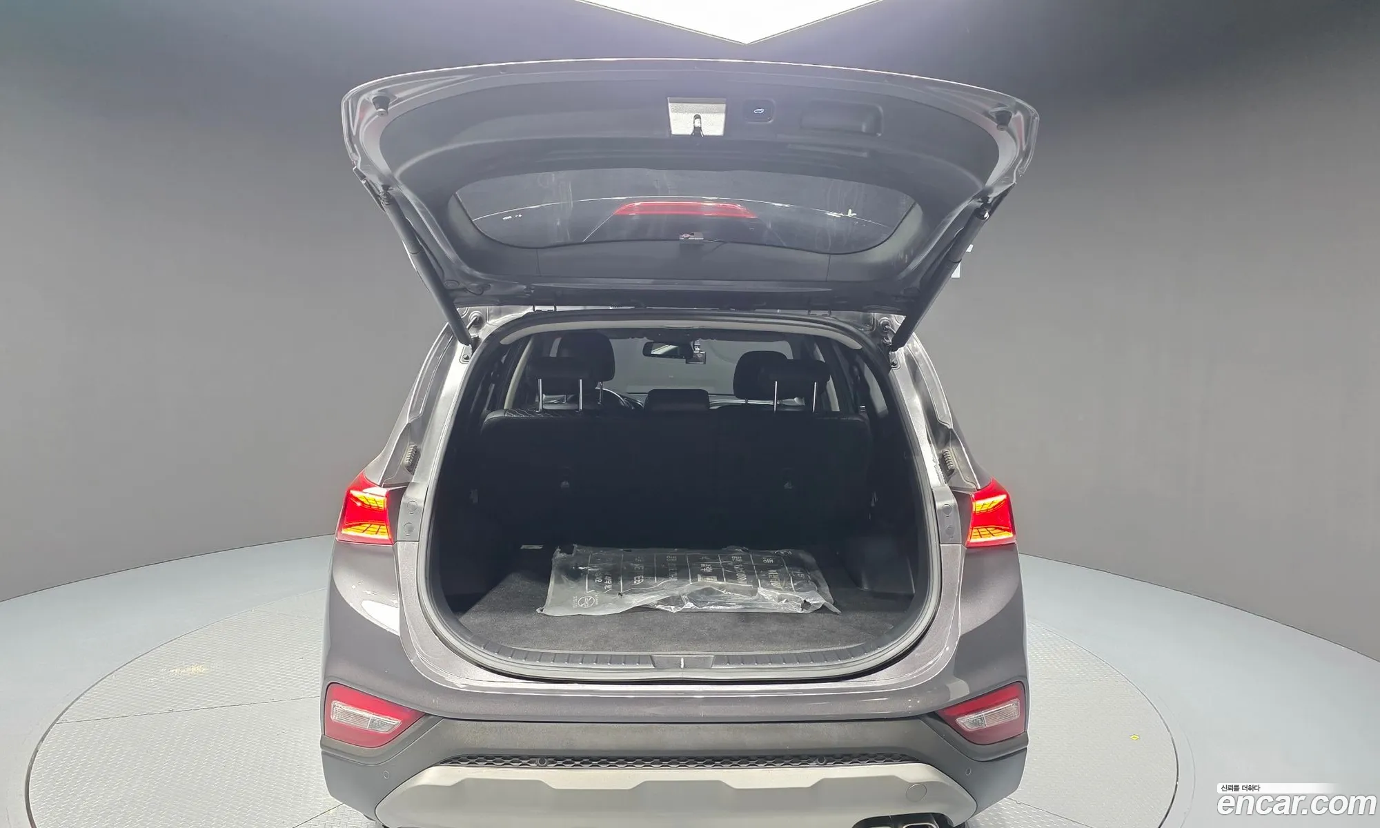 Hyundai Santa Fe TM 2018 — 16