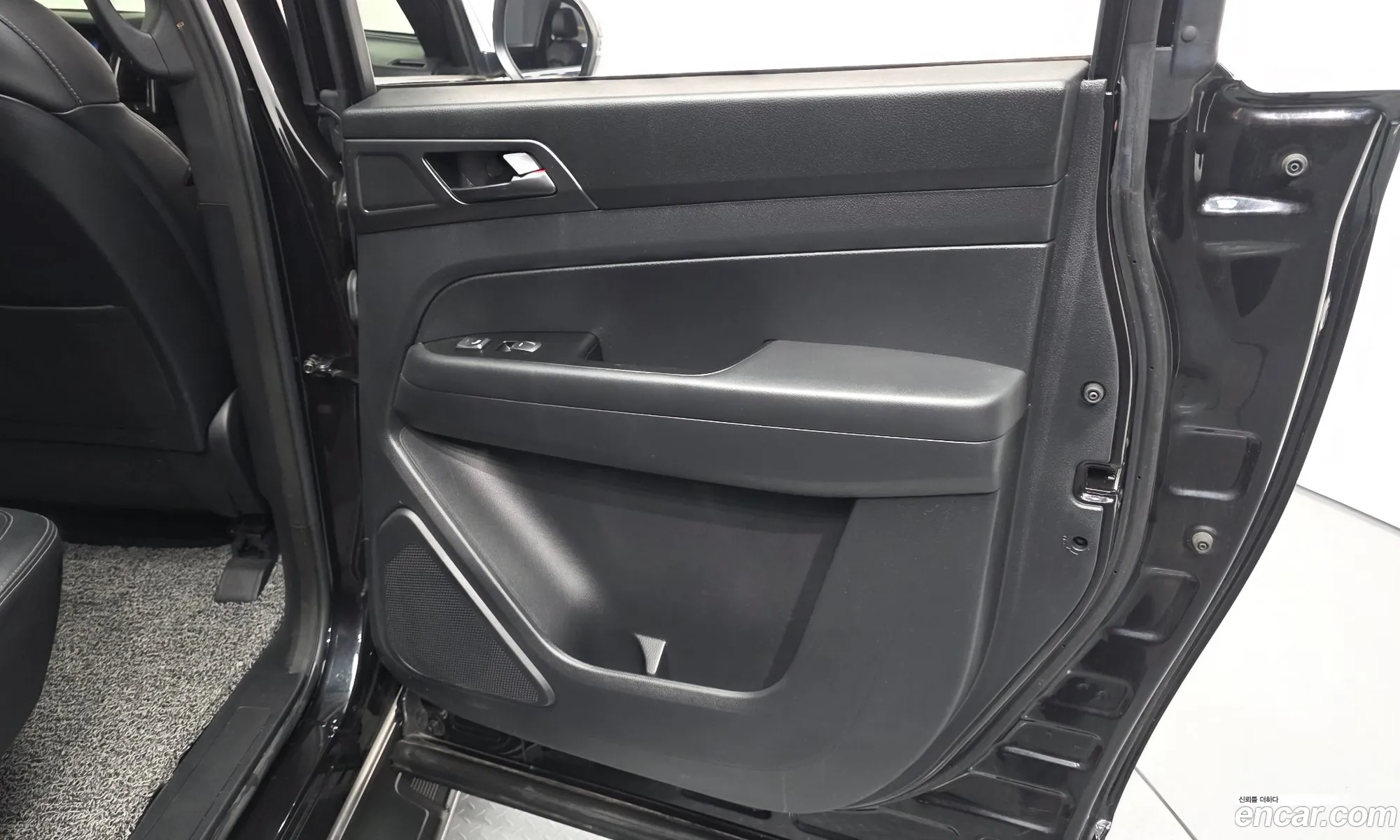 KG Mobility (SsangYong) Rexton Sports 2022 — 10