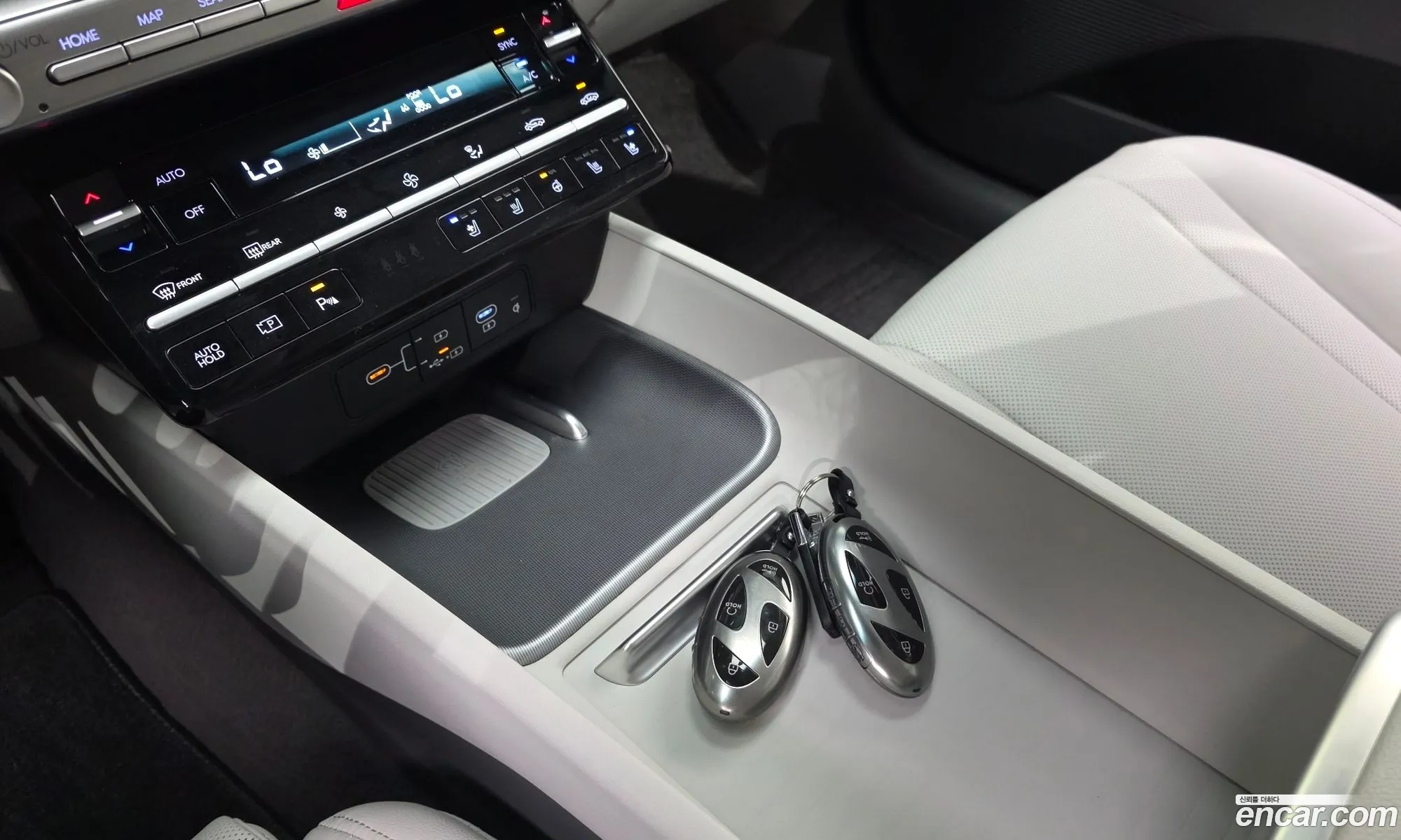 Hyundai Grandeur 2023 — 15